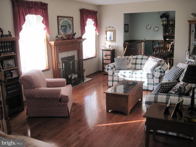 3970 Prospect Road Street, MD 21154 - Photo 28 of 29 Living Room