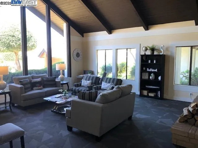 $239,900 | 29133 De La Cruz Road, Hayward, CA 94544