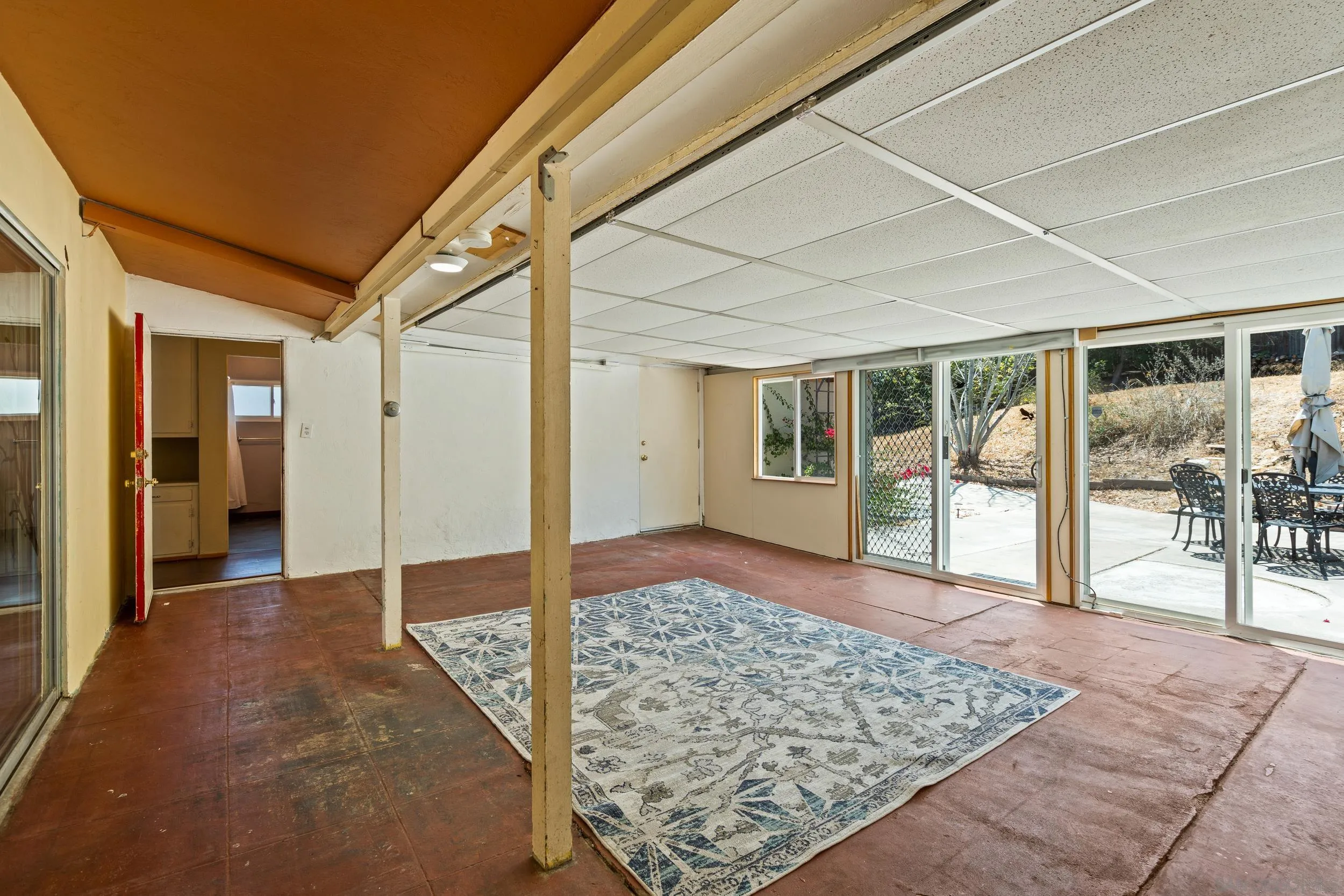 10143 Del Rio Road Spring Valley, CA 91977 - Photo 25 of 33 Gallery Image 25