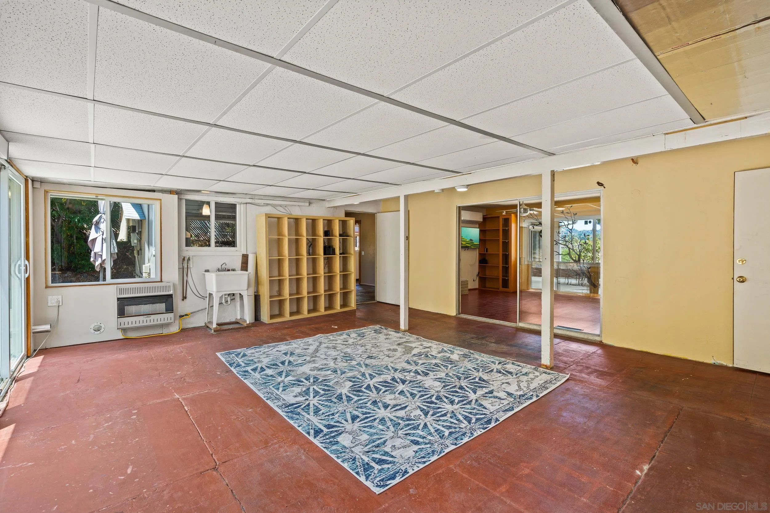 10143 Del Rio Road Spring Valley, CA 91977 - Photo 27 of 33 Gallery Image 27
