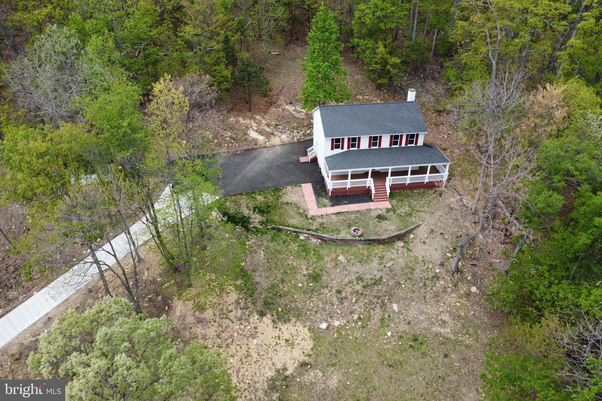 2112 Gore Drive Haymarket, VA 20169 - Photo 3 of 36