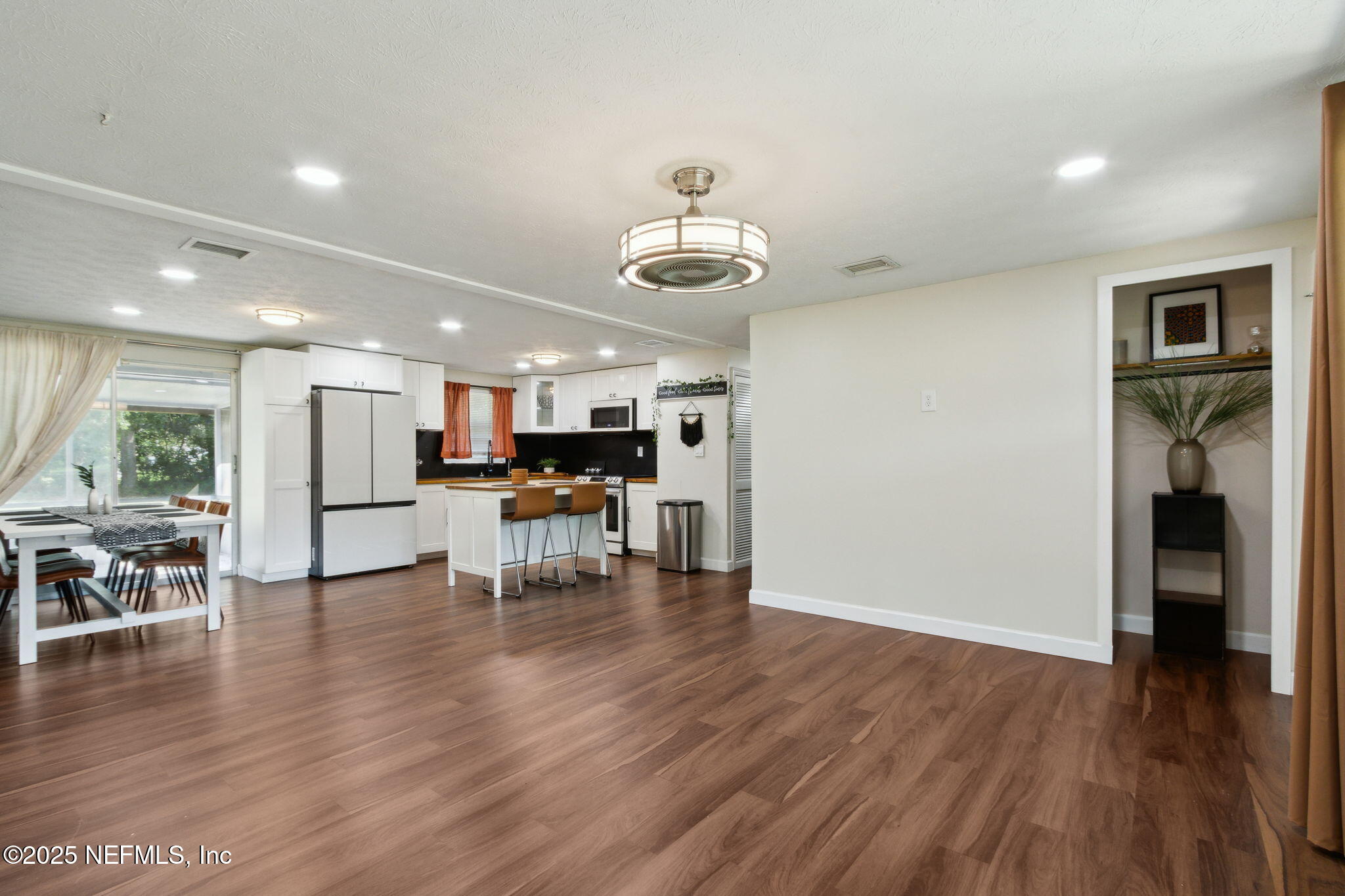 11119 Old Gainesville Road Jacksonville, FL 32221 - Photo 8 of 34 8-web-or-mls-11_11119 Old Gainesville Rd