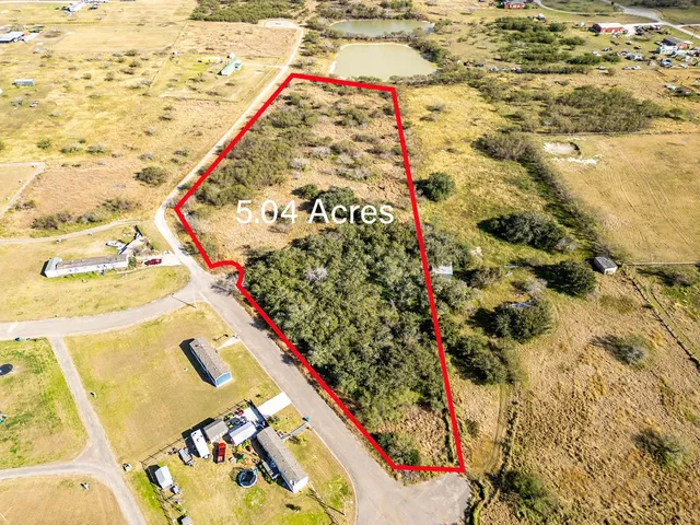 $125,000 | 1933 Paloma Drive, Sinton, TX 78387