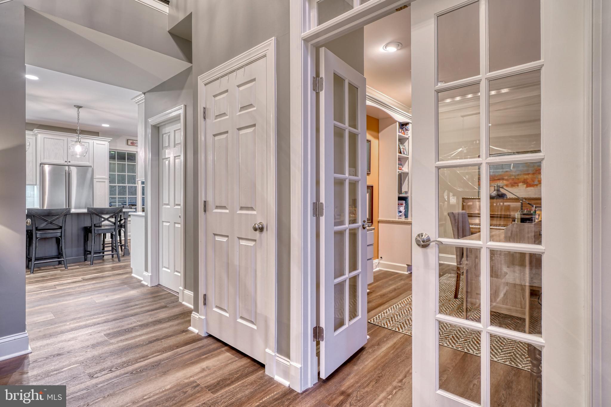 3601 Jackson Cabin Road Phoenix, MD 21131 - Photo 4 of 61 Gallery Image 4