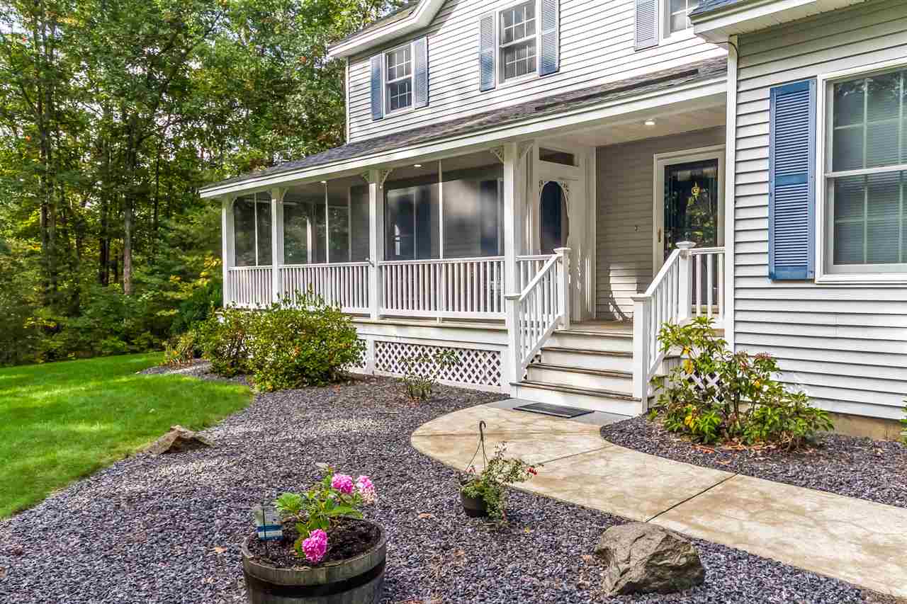 42 Seaverns Bridge Road Amherst, NH 03031 - Photo 2 of 38