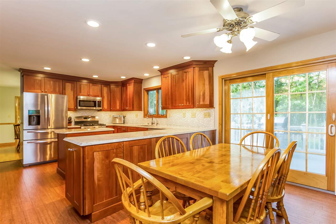 42 Seaverns Bridge Road Amherst, NH 03031 - Photo 10 of 38
