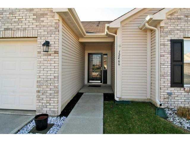 12466 Schoolhouse Road Fishers, IN 46037 - Photo 2 of 14 Gallery Image 2