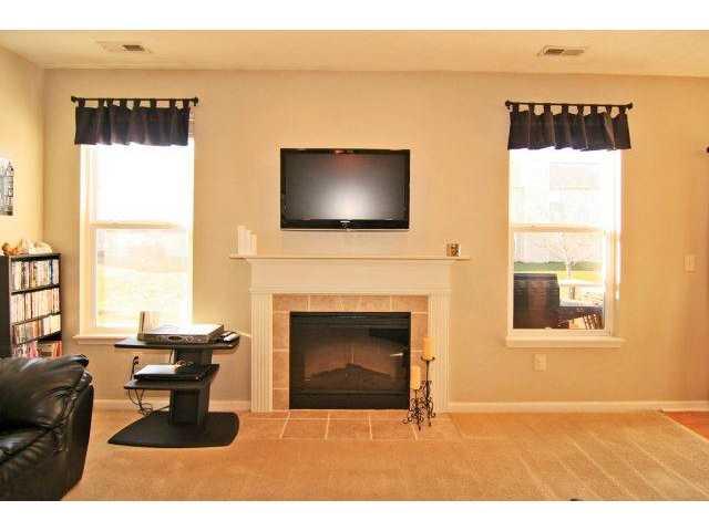 12466 Schoolhouse Road Fishers, IN 46037 - Photo 5 of 14 Gallery Image 5