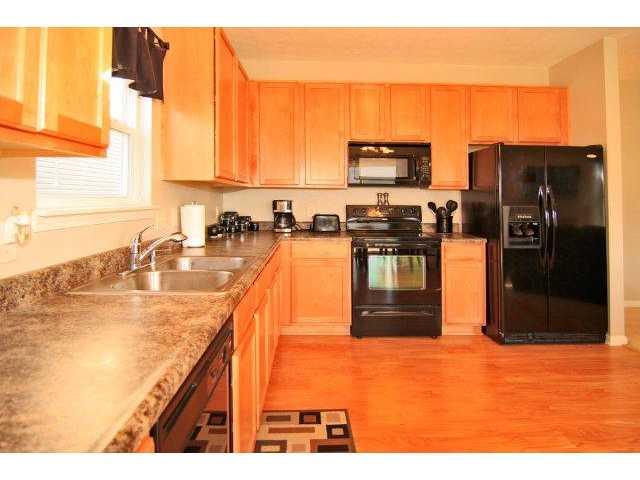 12466 Schoolhouse Road Fishers, IN 46037 - Photo 8 of 14 Gallery Image 8