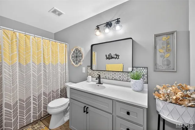 $277,000 | 431 Wild Oak Drive, O'Fallon, MO 63368