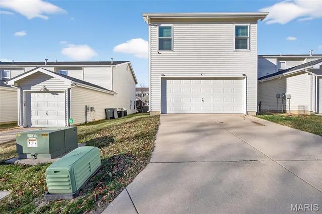$277,000 | 431 Wild Oak Drive, O'Fallon, MO 63368