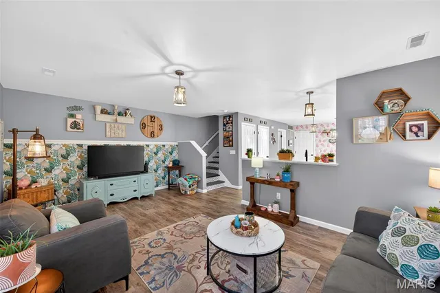 $277,000 | 431 Wild Oak Drive, O'Fallon, MO 63368