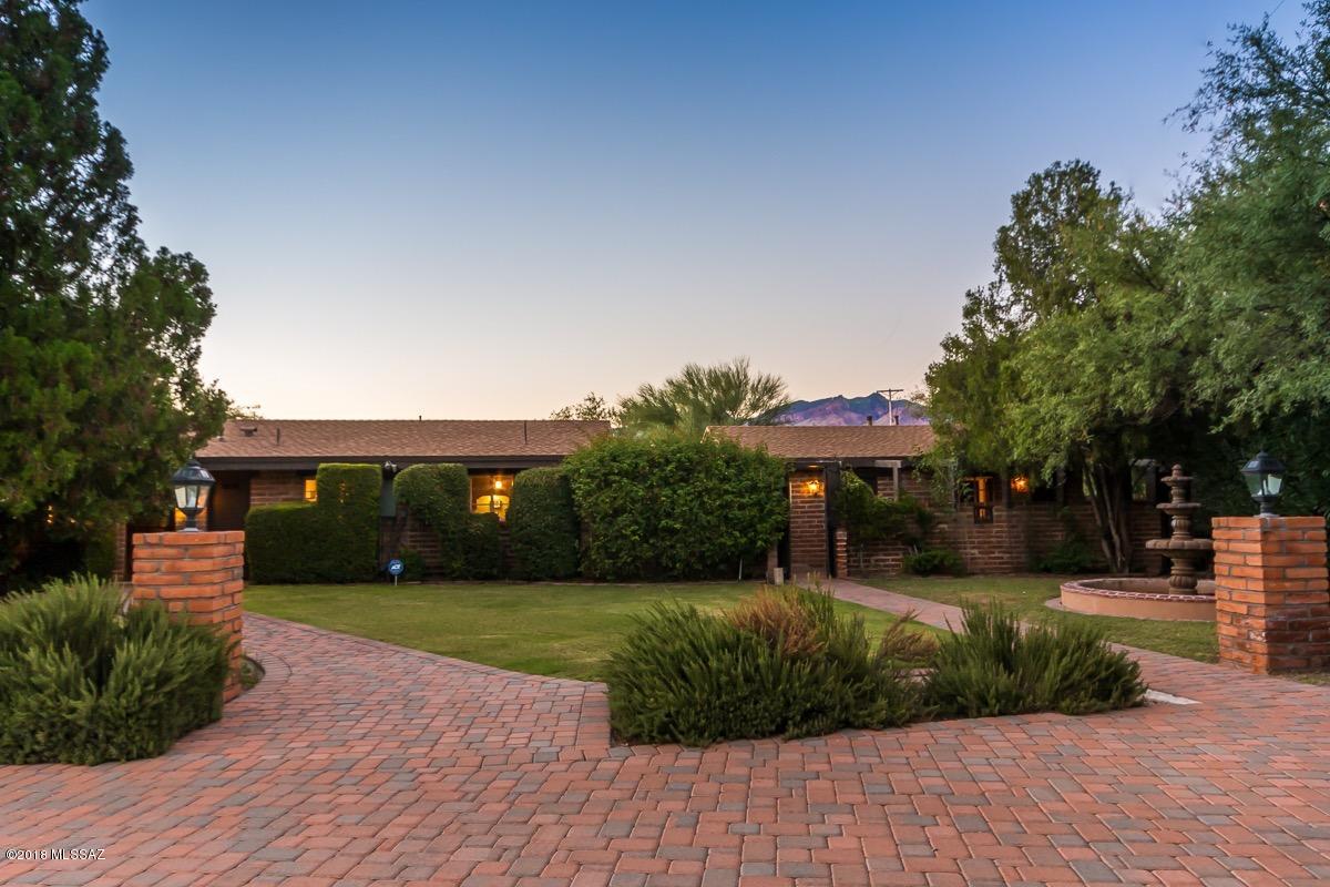 4957 East Fort Lowell Road Tucson, AZ 85712 - Photo 2 of 42