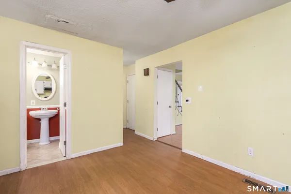 $149,900 | 132 Skyridge Road, Unit 132, Bristol, CT 06010