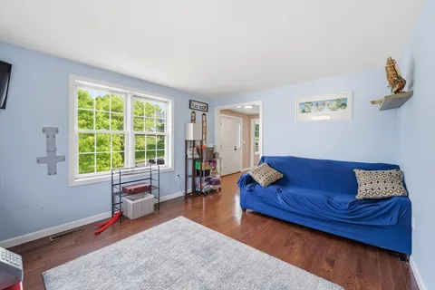 $550,000 | 11 Eileen Avenue, Clinton, MA 01510
