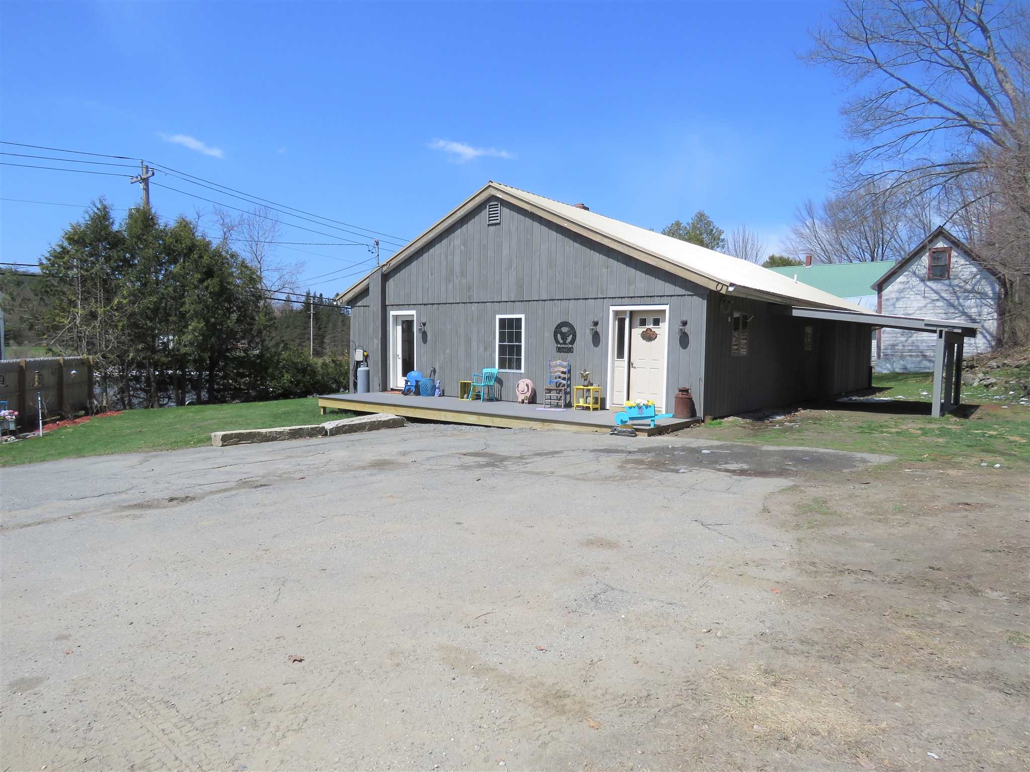 291 Glover Road Barton, VT 05822 - Photo 3 of 22