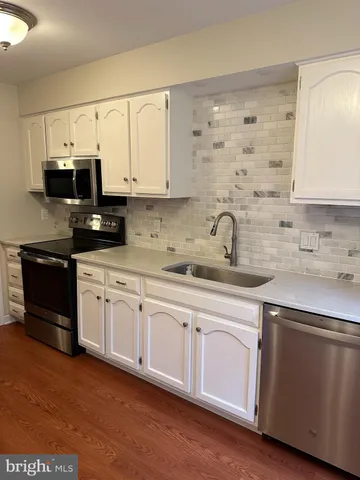 $2,400 | 847 Stockbridge Drive, Hockessin, DE 19707