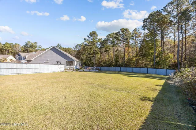 $375,000 | 506 Diamond Ridge Court, Hubert, NC 28539