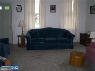 228 Hooker Street Riverside, NJ 08075 - Photo 3 of 7