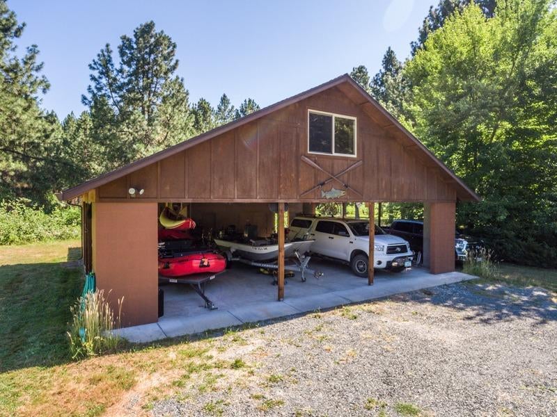492 Rogue Riffle Drive Grants Pass, OR 97526 - Photo 31 of 35 Additional Photo