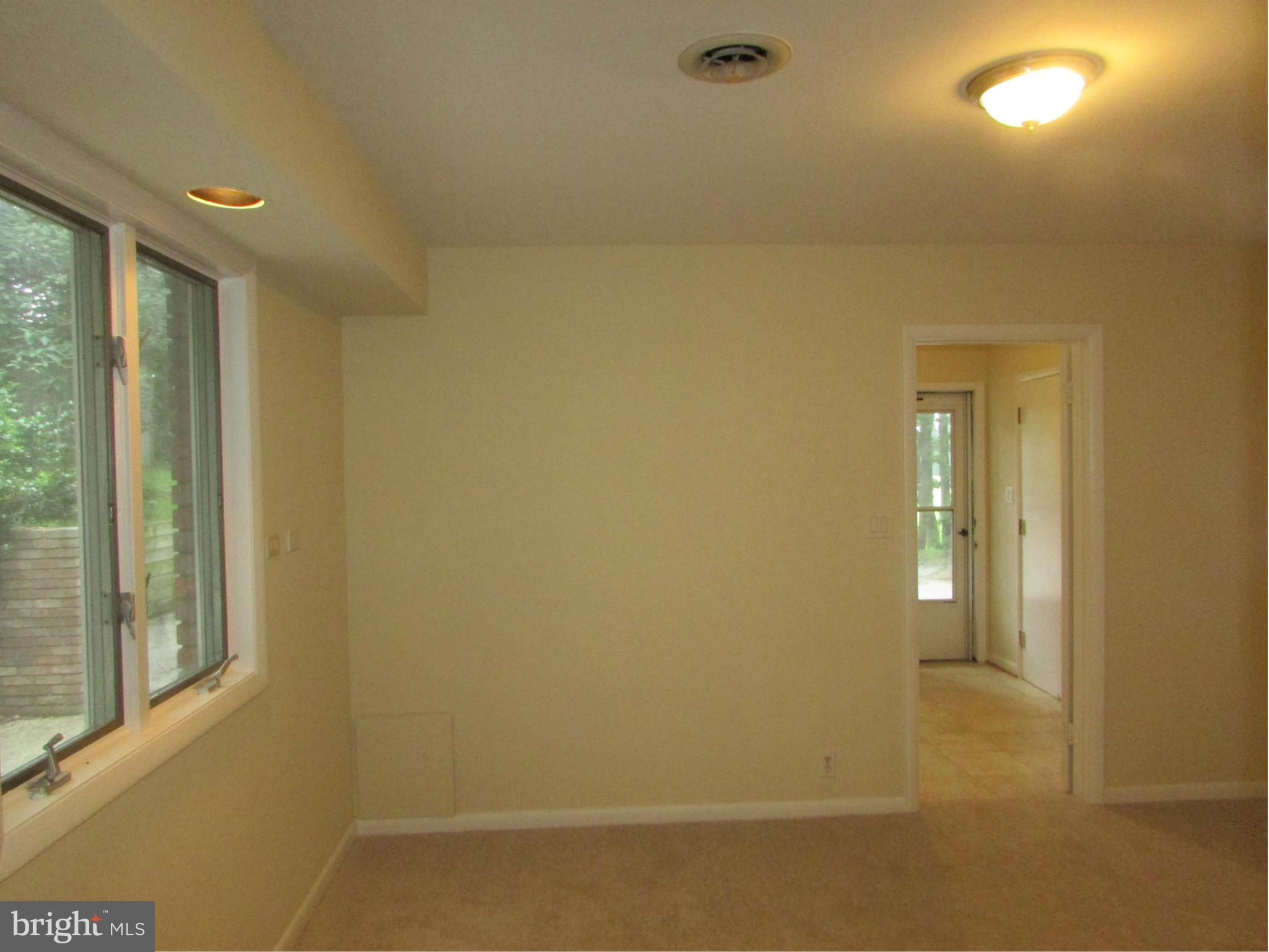 2301 Albert Rill Road Hampstead, MD 21074 - Photo 17 of 23 Office/den