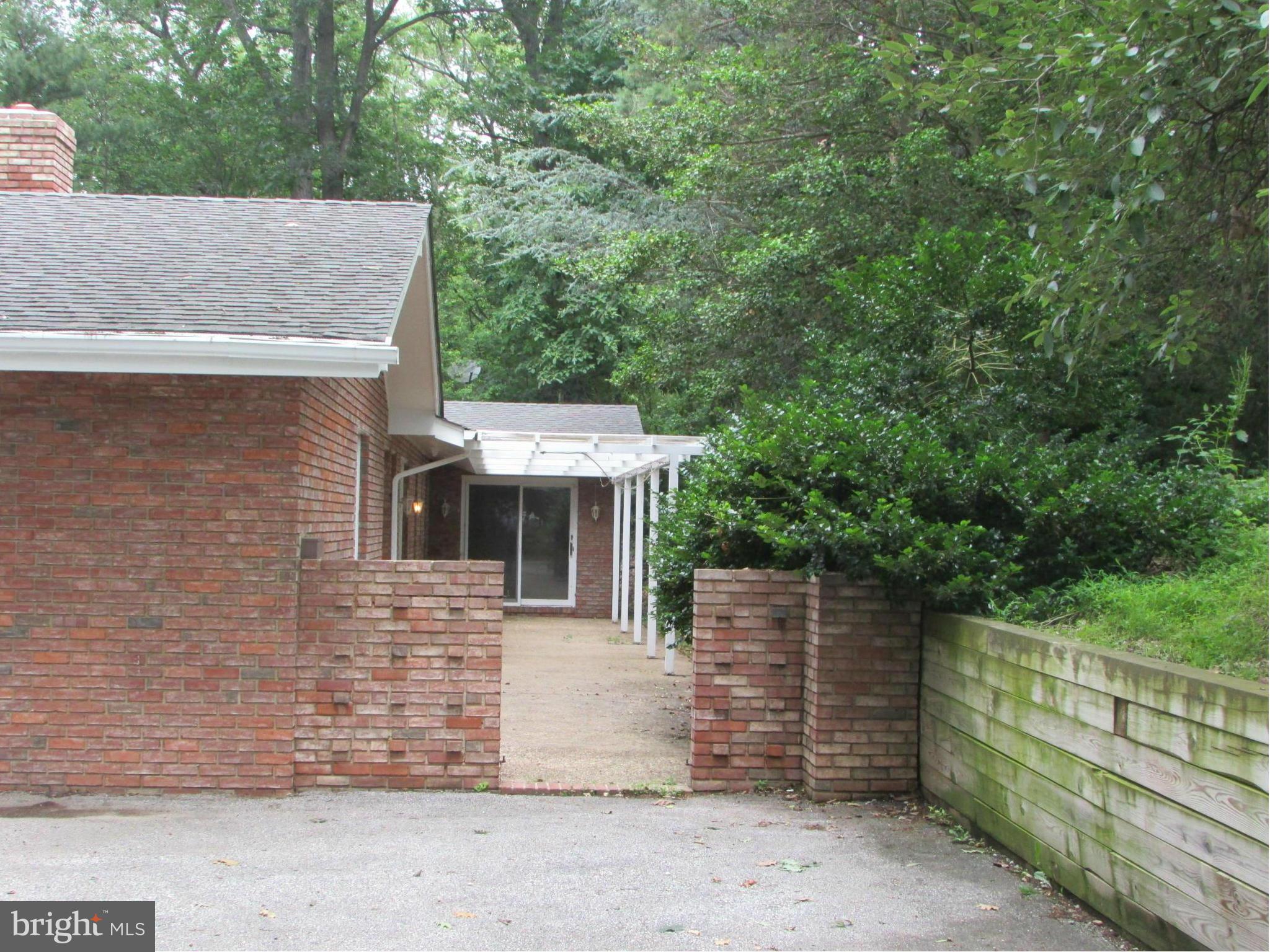 2301 Albert Rill Road Hampstead, MD 21074 - Photo 6 of 23 Patio