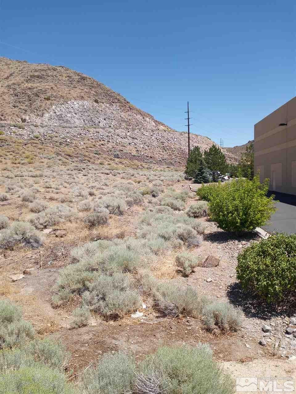 0 Desert Way Reno, NV 89502 - Photo 4 of 8 a backyard of a house