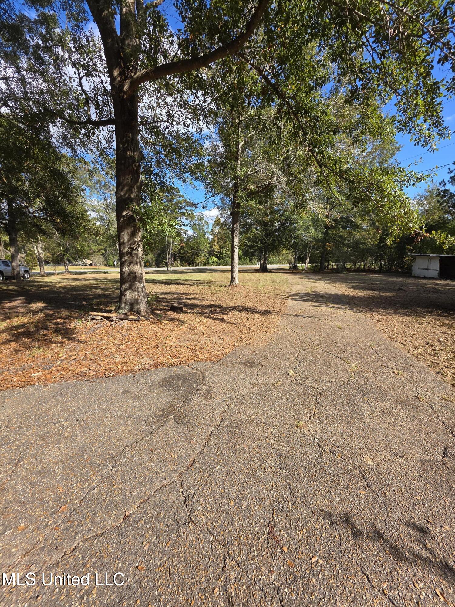619 Highway 29 Wiggins, MS 39577 - Photo 13 of 13 20251027_145430