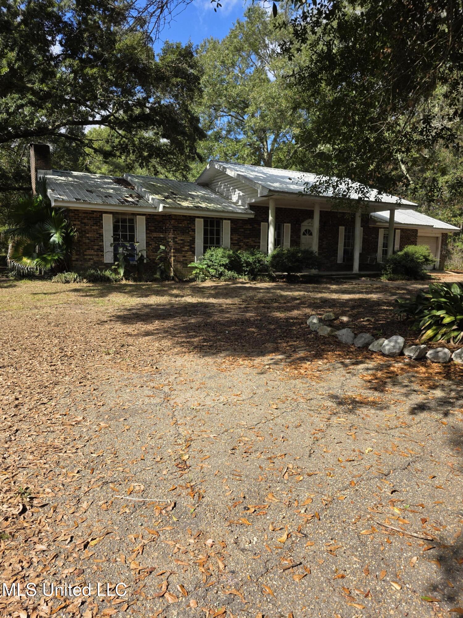 619 Highway 29 Wiggins, MS 39577 - Photo 2 of 13 20251027_121850