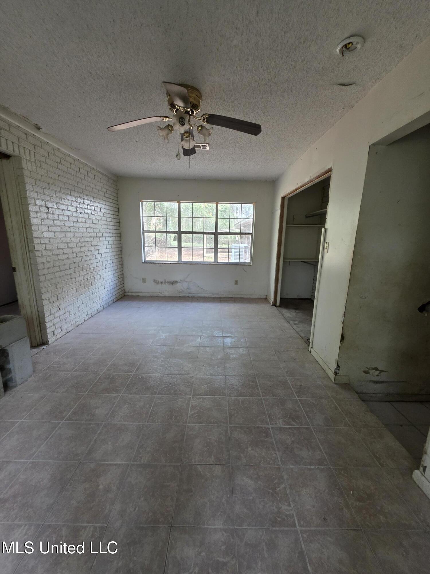 619 Highway 29 Wiggins, MS 39577 - Photo 9 of 13 20251027_122707