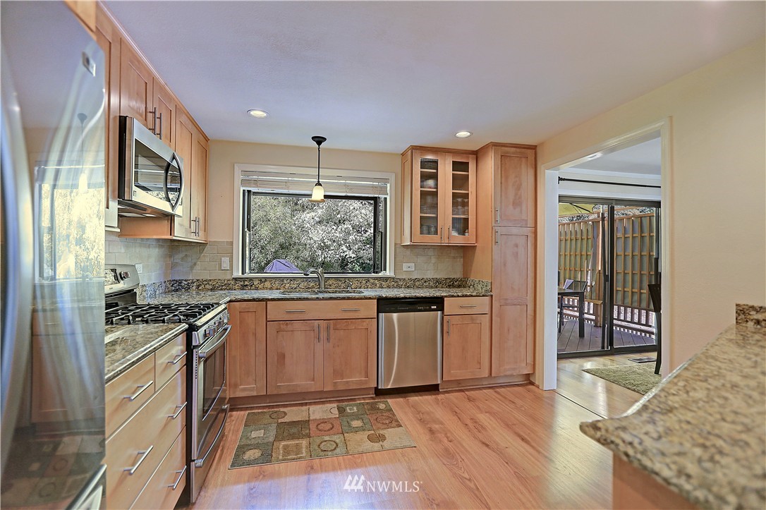 2144 North 178th Street Shoreline, WA 98133 - Photo 6 of 23