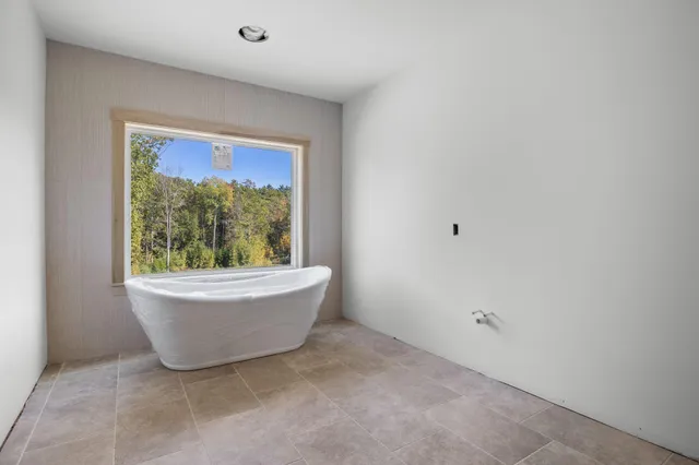 $1,599,000 | 19 Paulsen Drive, Scarborough, ME 04074