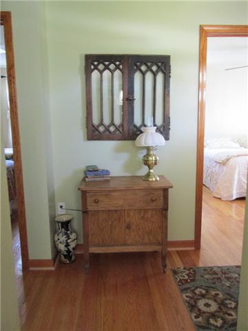 5385 Awalt Road Tullahoma, TN 37388 - Photo 4 of 20 Even the Foyer is sweet in this home. Hardwood floors and fresh paint