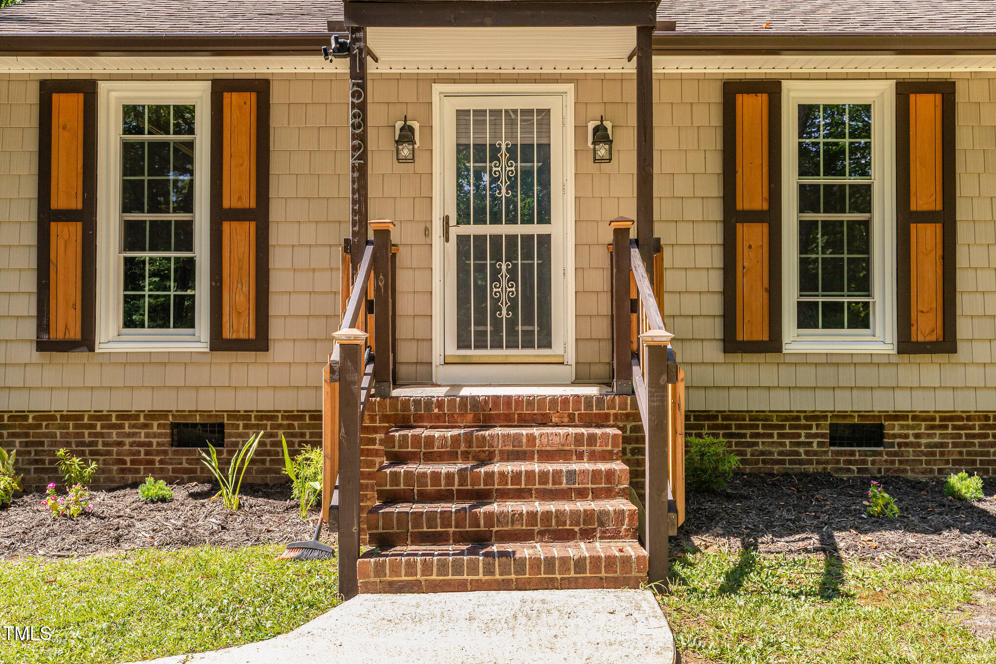 1582 Jordan Narron Road Selma, NC 27576 - Photo 3 of 26 005_1-edit_24