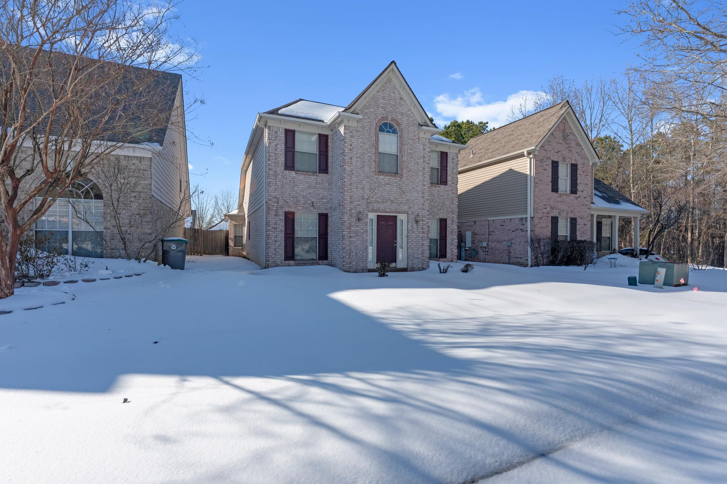 1229 North Sanga Road Memphis, TN 38016 - Photo 28 of 32 View of front of property with brick siding