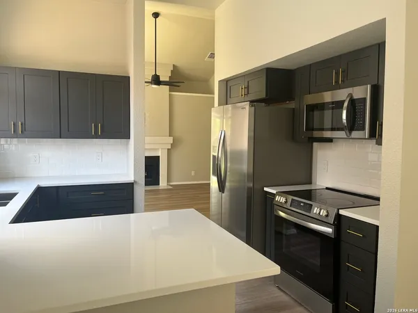 $1,999 | 9358 Village Lance, San Antonio, TX 78250