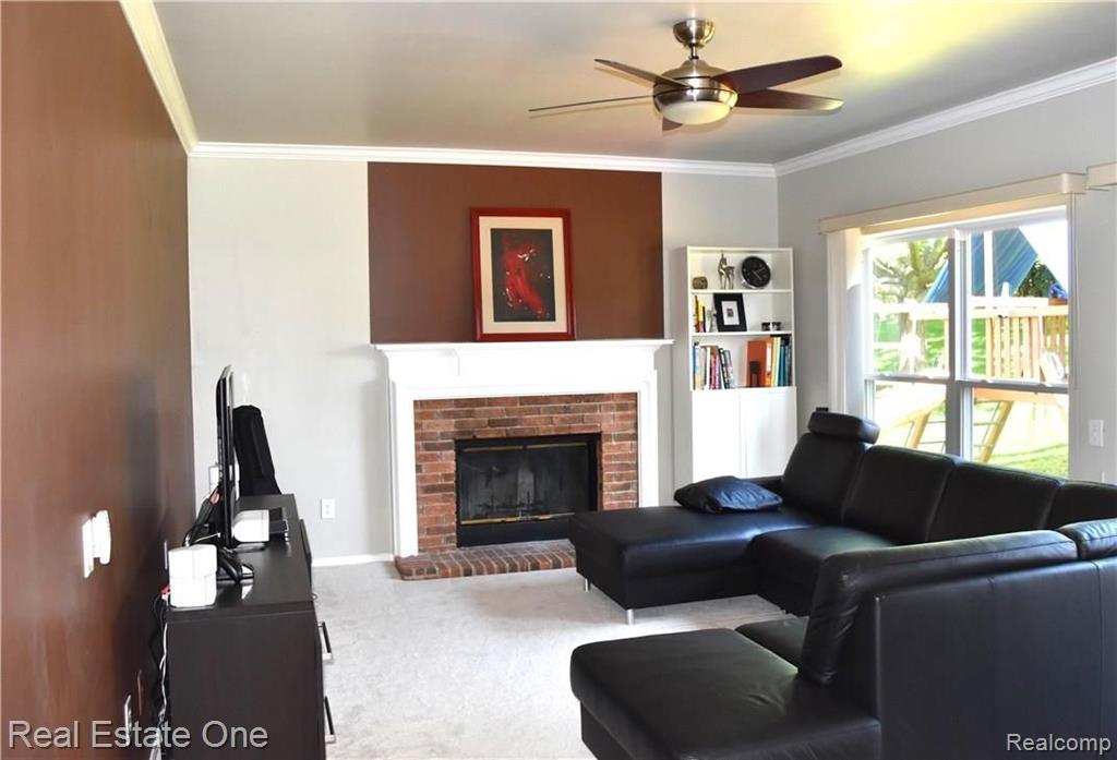 160 Parsons Lane Rochester Hills, MI 48307 - Photo 12 of 32