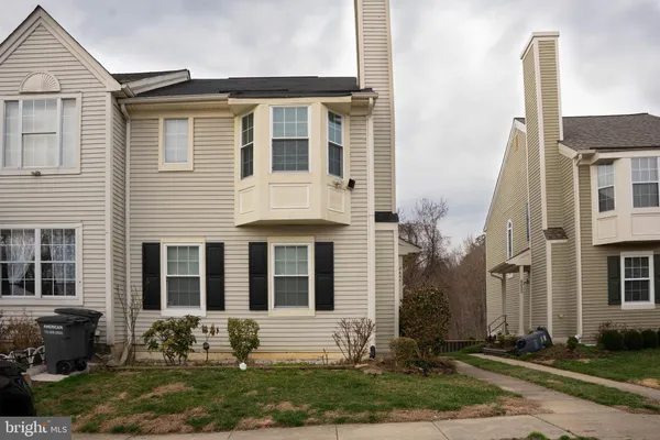 $2,850 | 8654 Venoy Court, Alexandria, VA 22309