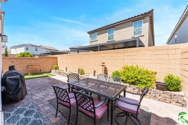 $2,800 | 8448 Vulturo Avenue, Las Vegas, NV 89149