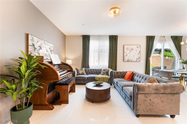 $2,800 | 8448 Vulturo Avenue, Las Vegas, NV 89149