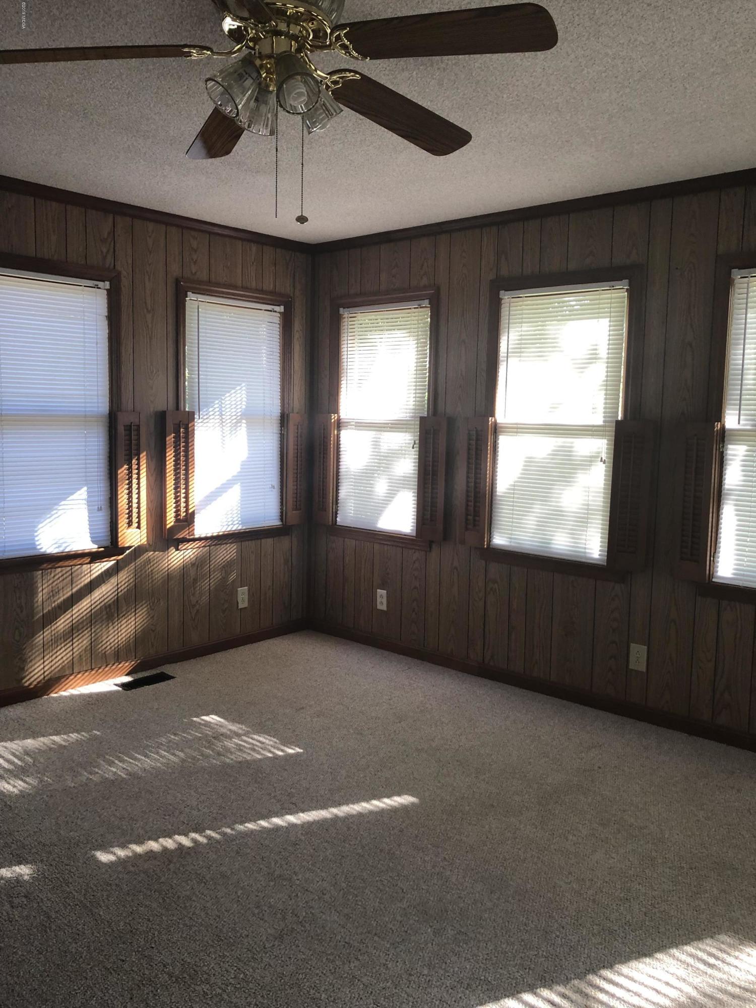 662 Forest Hill Road Macon, GA 31210 - Photo 5 of 23 IMG_1500