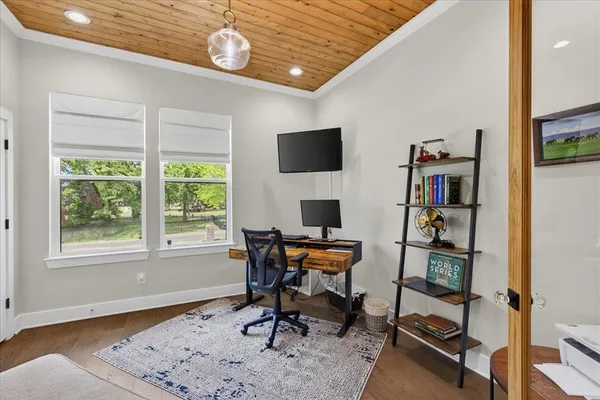 $649,000 | 233 Hide-A-Away Drive, Mabank, TX 75156