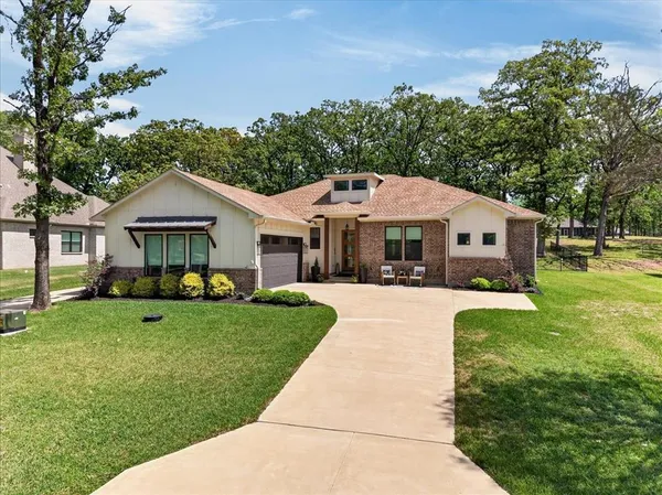 $649,000 | 233 Hide-A-Away Drive, Mabank, TX 75156