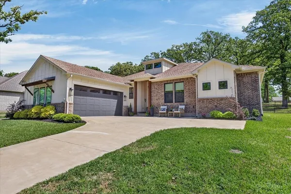 $649,000 | 233 Hide-A-Away Drive, Mabank, TX 75156