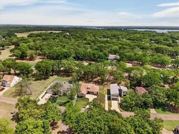 $649,000 | 233 Hide-A-Away Drive, Mabank, TX 75156