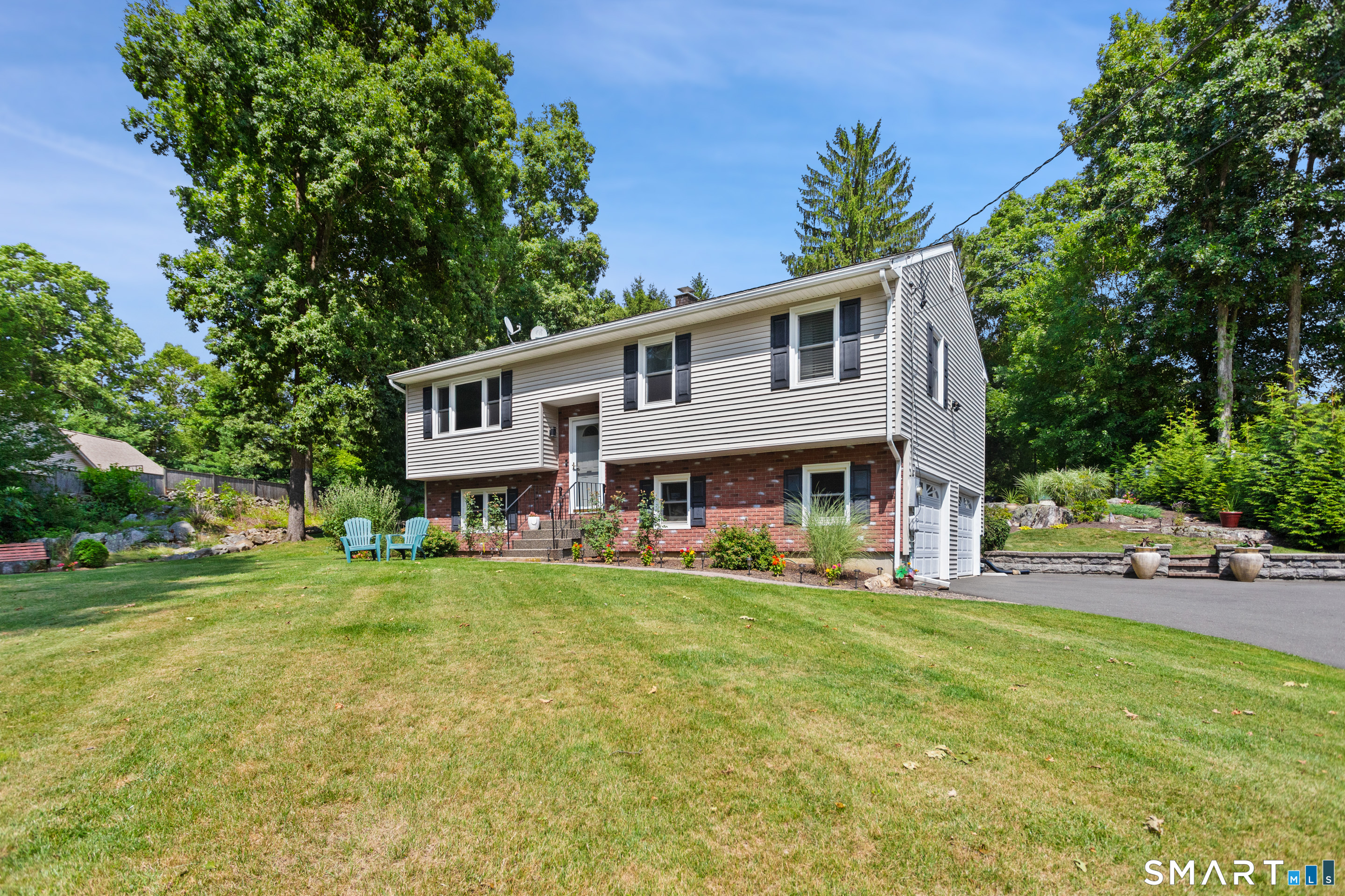 41 Wilkes Road Danbury, CT 06811 - Photo 36 of 39