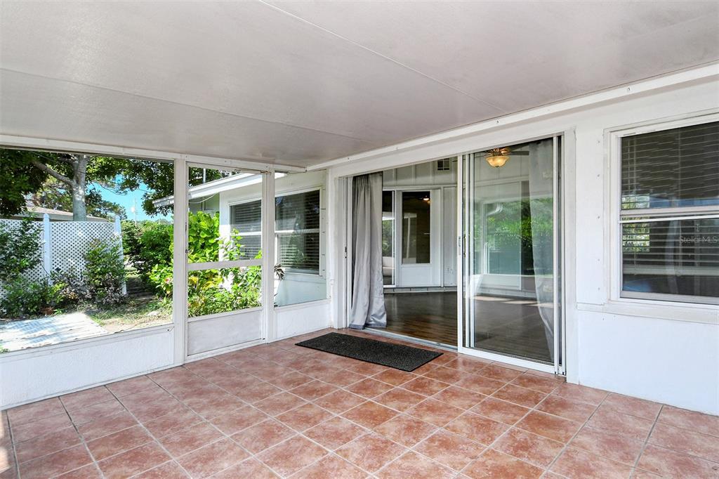 2512 Post Road Sarasota, FL 34231 - Photo 22 of 26