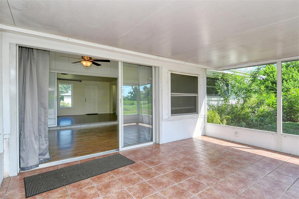 2512 Post Road Sarasota, FL 34231 - Photo 23 of 26