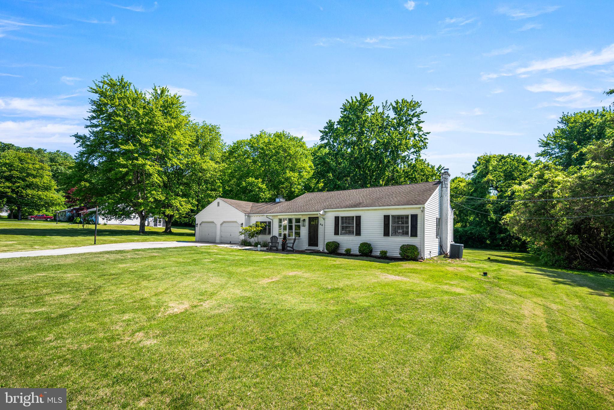 44 Andover Road Glenmoore, PA 19343 - Photo 1 of 27 Charming home on lush green grounds.
