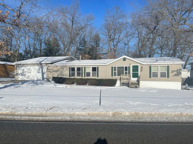 2712 West Long Lake Road Orleans, MI 48865 - Photo 2 of 33 IMG_5402